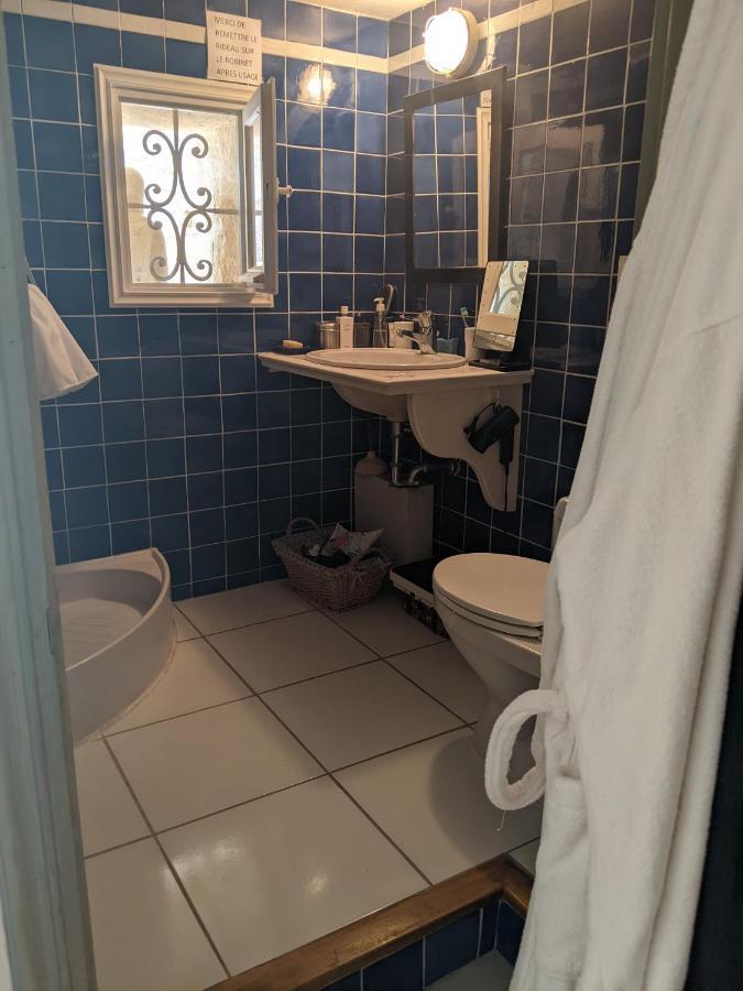 Le Clos Sous Le Chemin Сейан Екстериор снимка