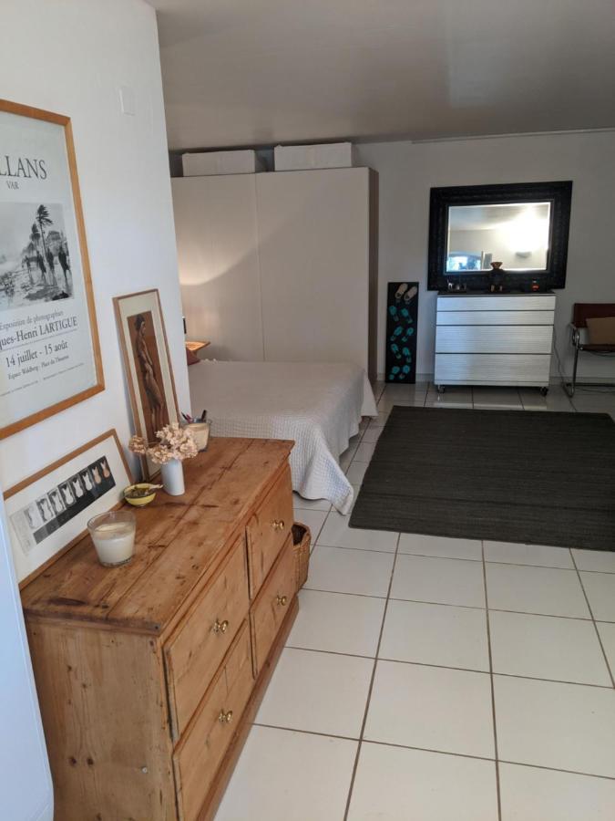 Le Clos Sous Le Chemin Сейан Екстериор снимка
