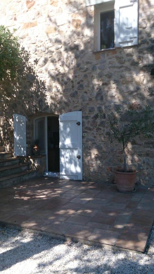 Le Clos Sous Le Chemin Сейан Екстериор снимка